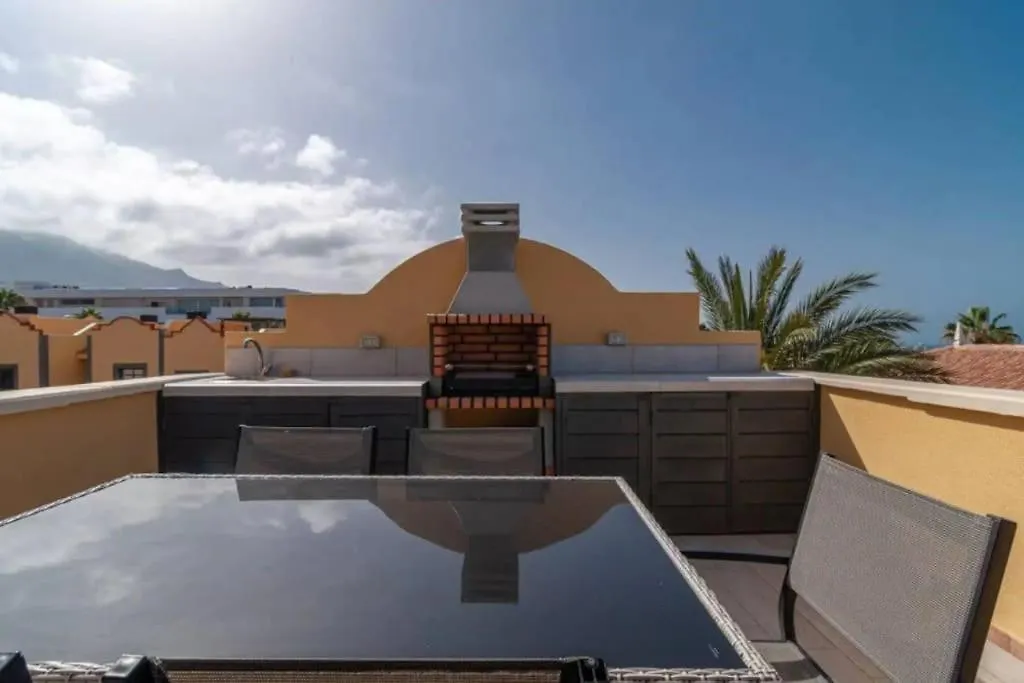 Beautiful Apartments In Charming Place El Duque Costa Adeje