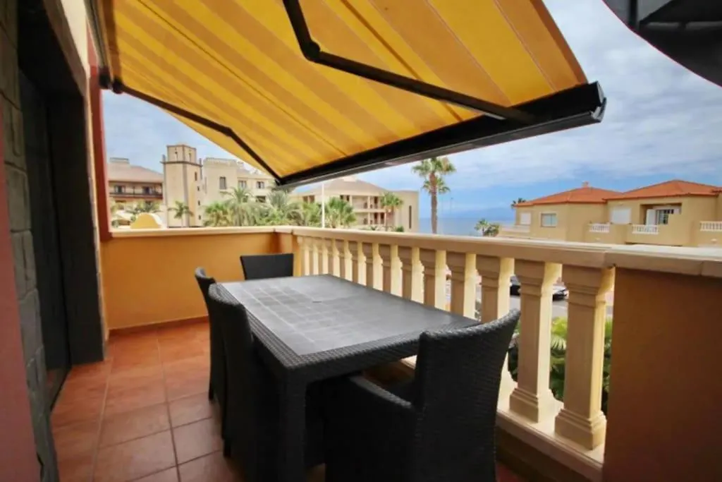 Beautiful Apartments In Charming Place El Duque Costa Adeje  Costa Adeje (Tenerife)